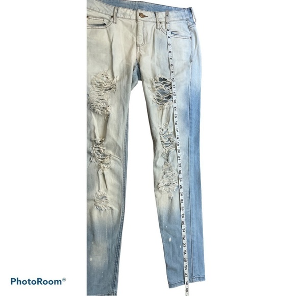Mango Light Wash Distressed Jeans Women’s Size 4 Straight Leg Ripped Denim - Picture 5 of 9